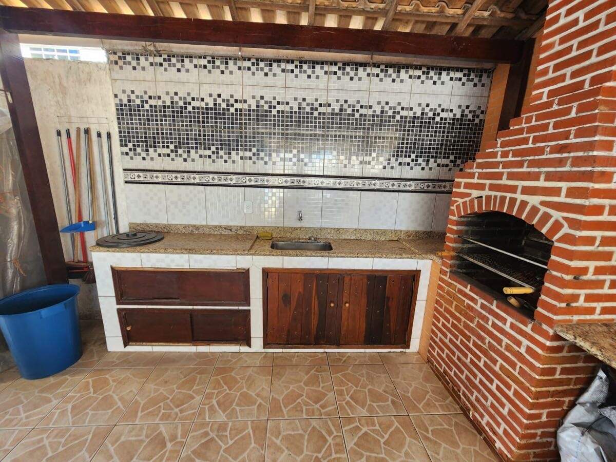 Casa para aluguel no Ouro Verde: 