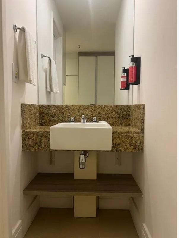 Flat à venda no Imbetiba: 