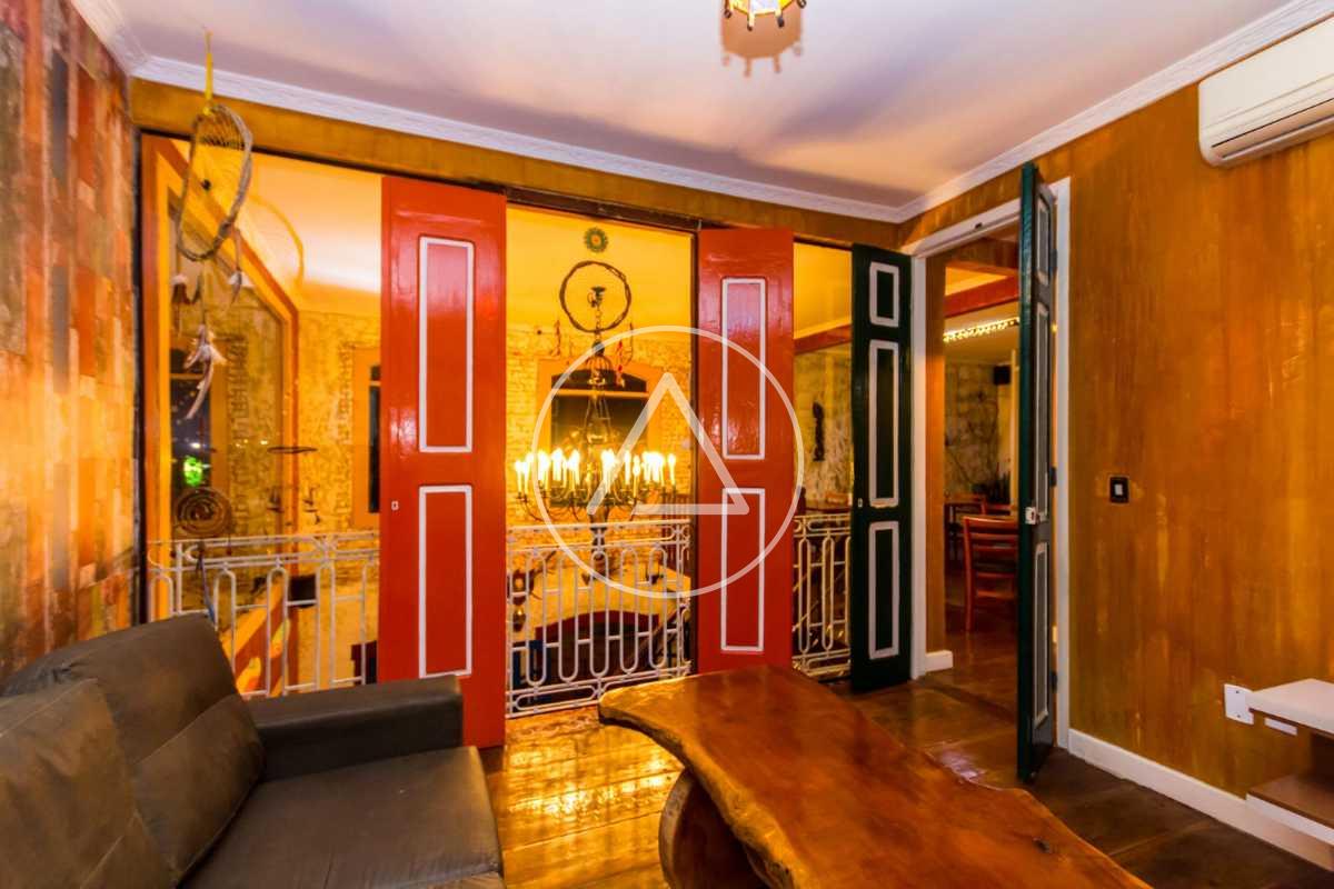 Casa à venda no Glória: 