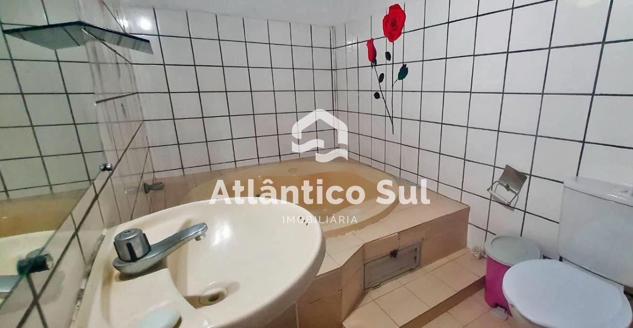 Casa à venda no Pontal: 