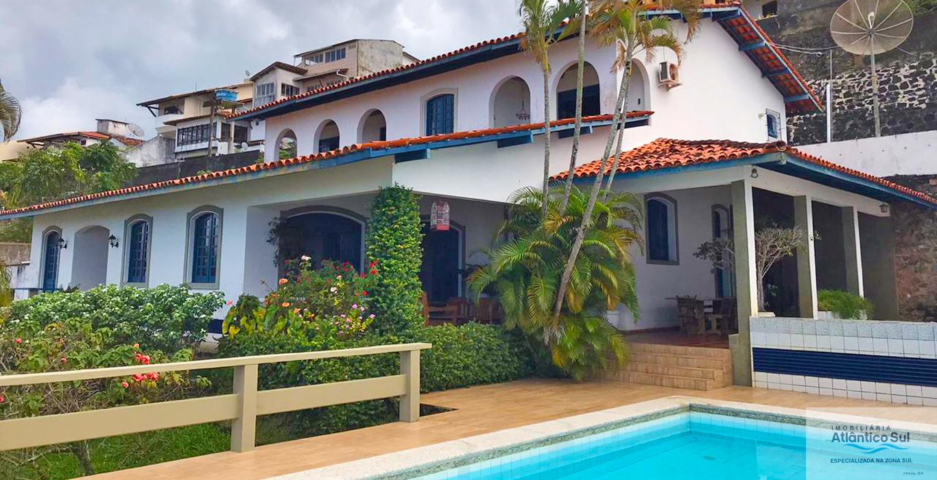 Casa à venda no Centro: 