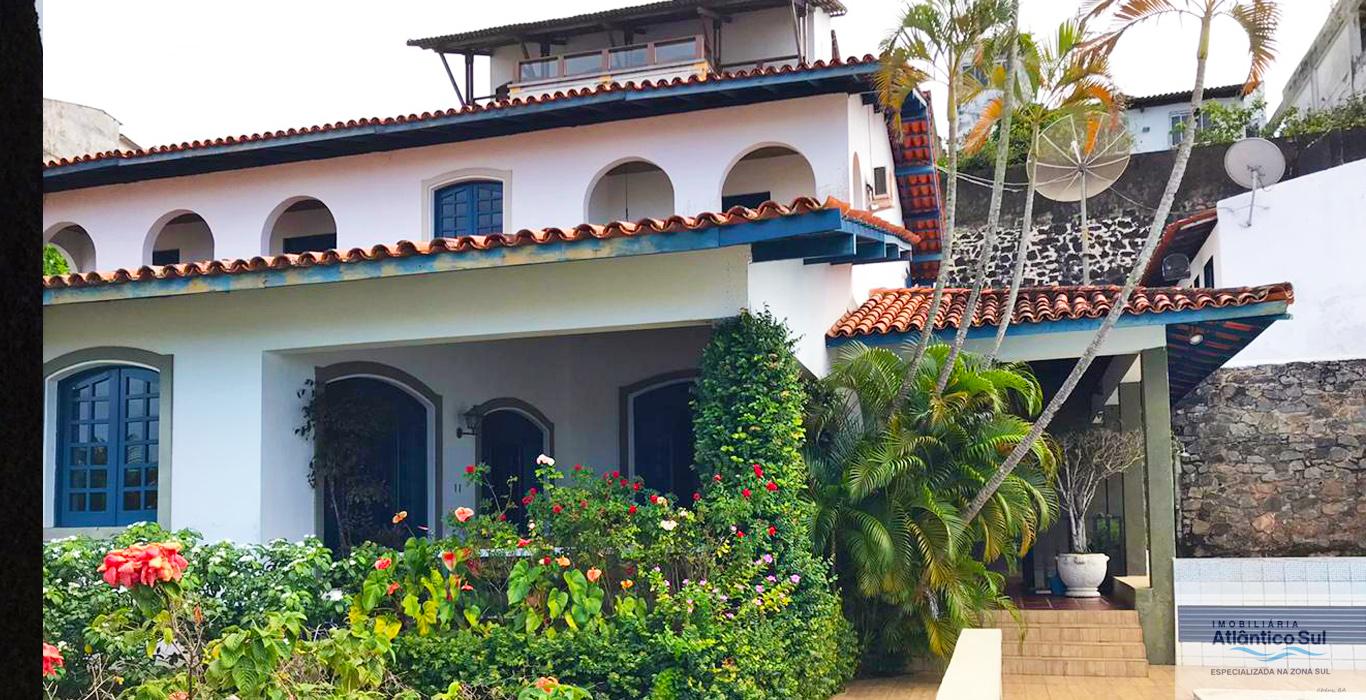 Casa à venda no Centro: 