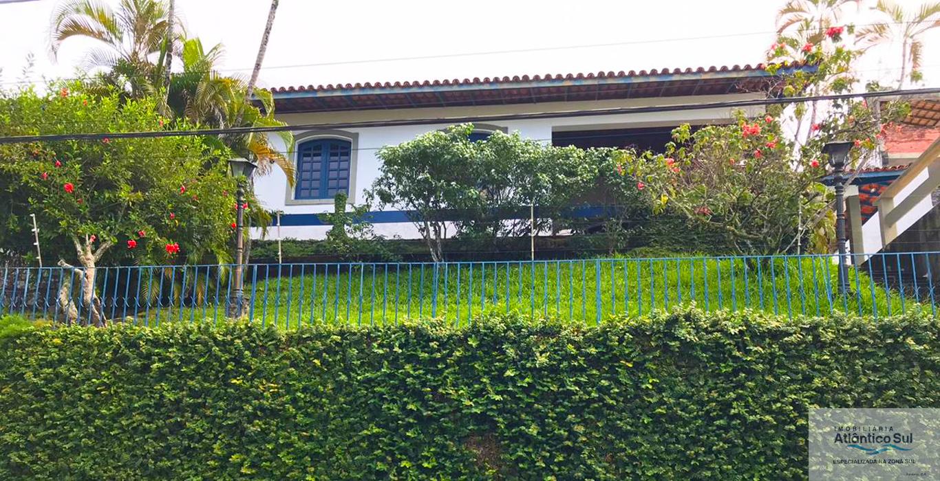 Casa à venda no Centro: 