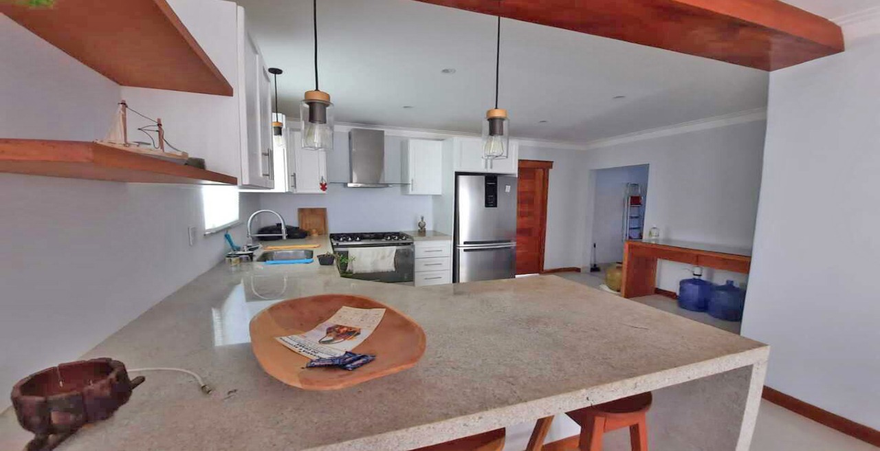 Casa à venda no Rodovia Ilhéus-Olivença: 