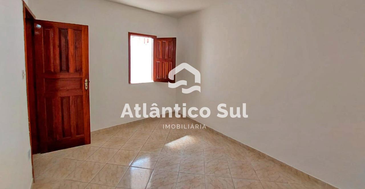 Casa à venda no Hernani Sá: 