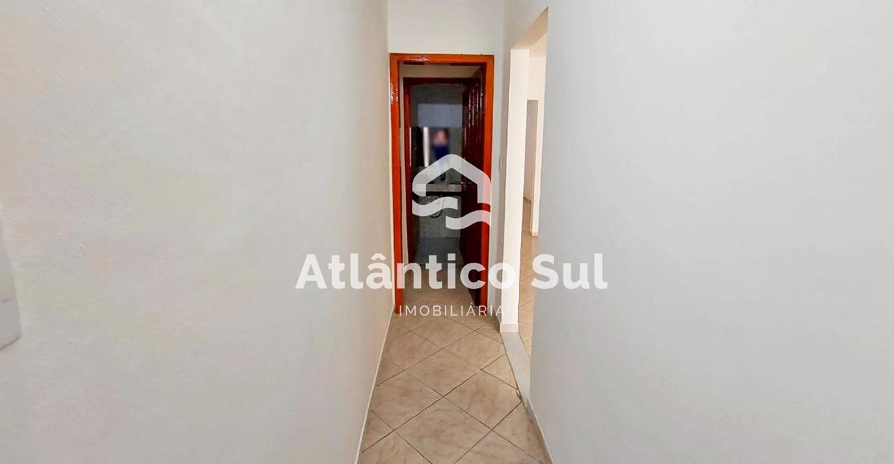 Casa à venda no Hernani Sá: 