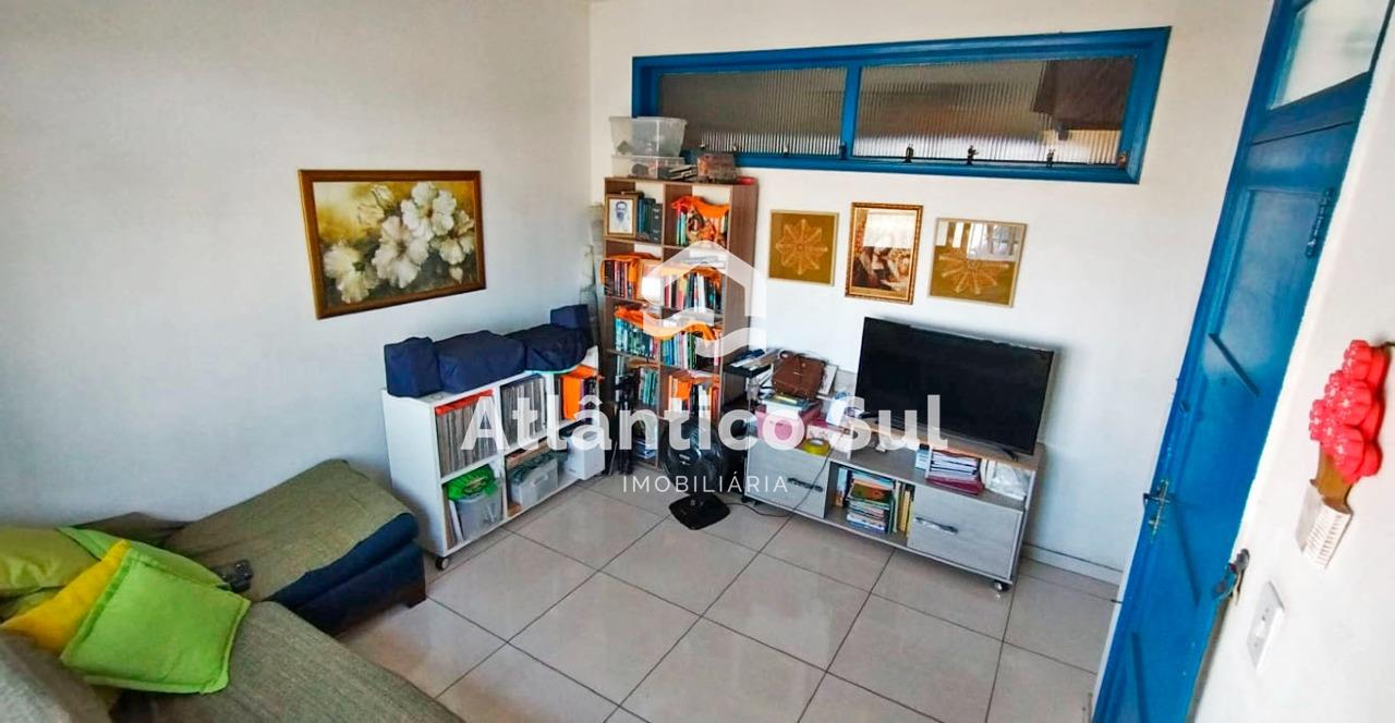 Casa para aluguel no Centro: 