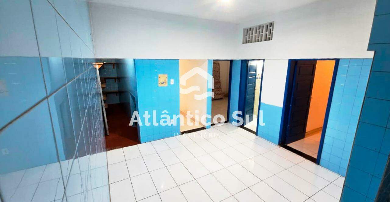 Casa para aluguel no Centro: 