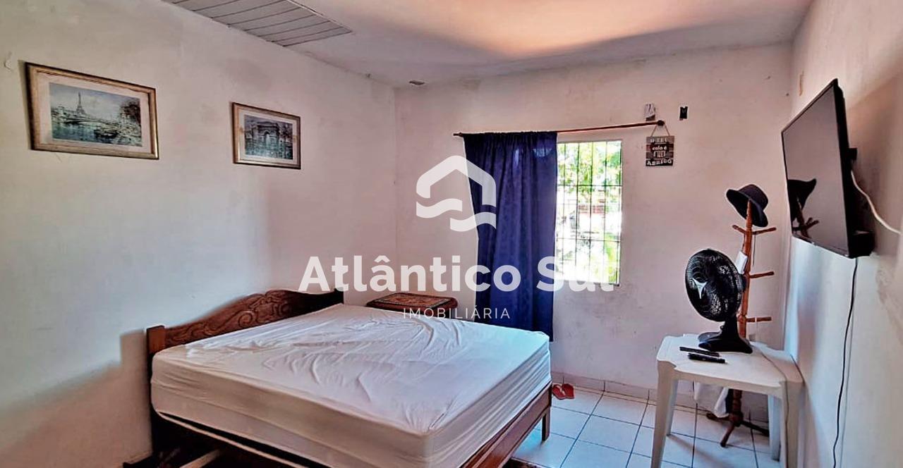 Casa à venda no Hernani Sá: 