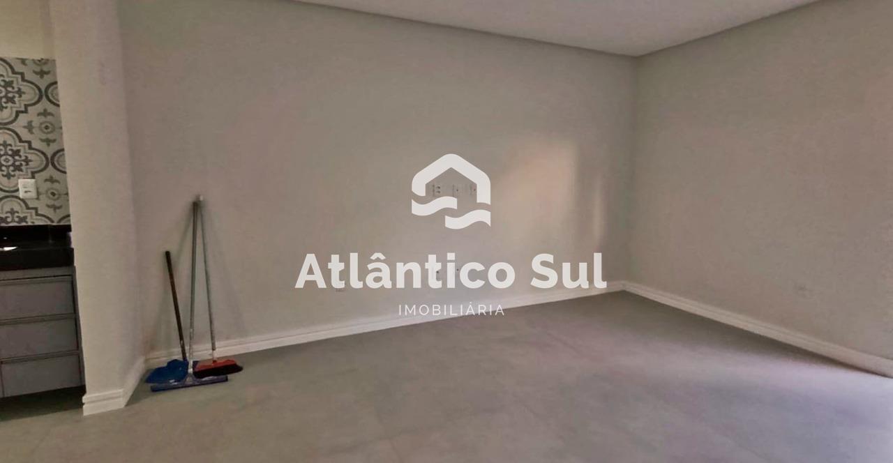 Casa à venda no Hernani Sá: 