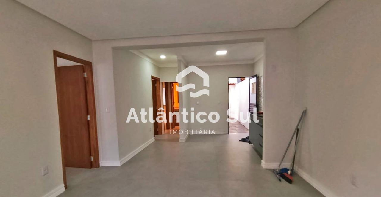 Casa à venda no Hernani Sá: 