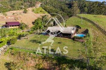 Fazenda/Sítios/Chácaras de 1 quarto, 330m² no bairro Não informado, em São João Batista | Eu Corretor