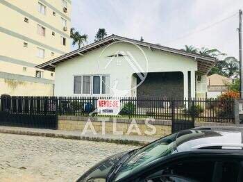 Casa de 210m² no bairro Centro, em Brusque | Eu Corretor