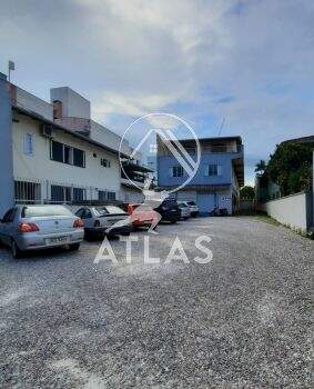 Casa de 4 quartos, 1170m² no bairro Centro II, em Brusque | Eu Corretor