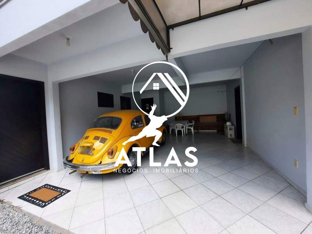 Casa de 3 quartos, 228m² no bairro Jardim Maluche, em Brusque | Eu Corretor