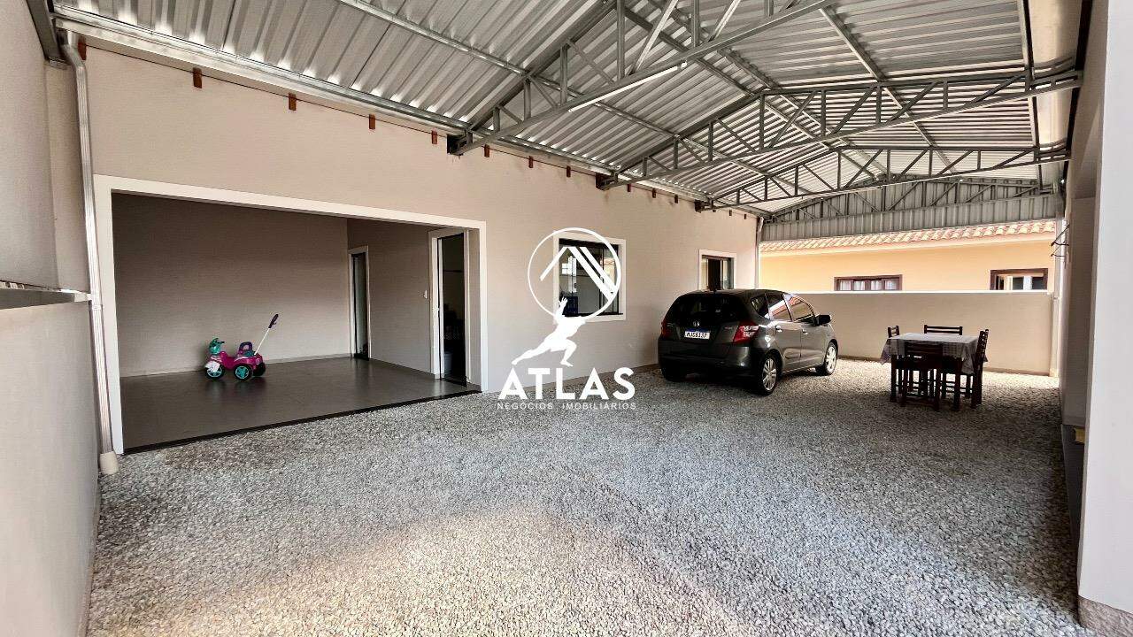 Casa de 3 quartos, 131m² no bairro Planalto, em Brusque | Eu Corretor