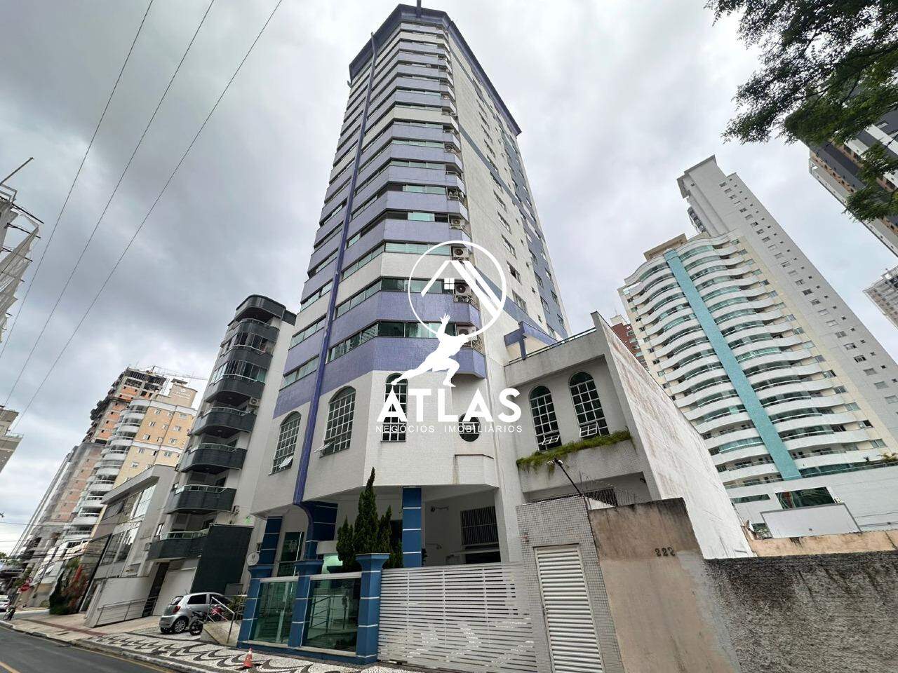 Apartamento de 3 quartos, 134m² no bairro Centro, em Balneário Camboriú | Eu Corretor