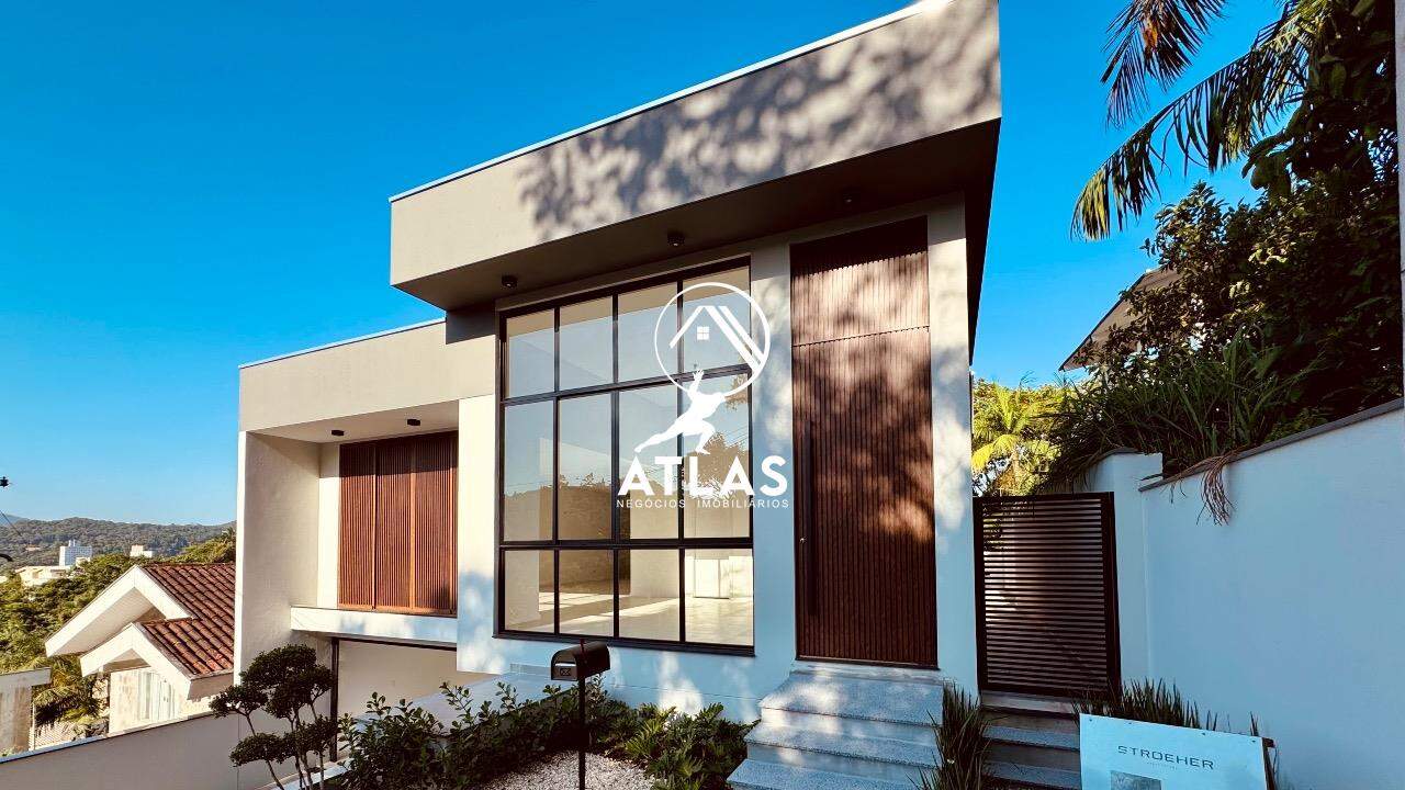 Casa de 3 quartos, 270m² no bairro São Pedro, em Brusque | Eu Corretor