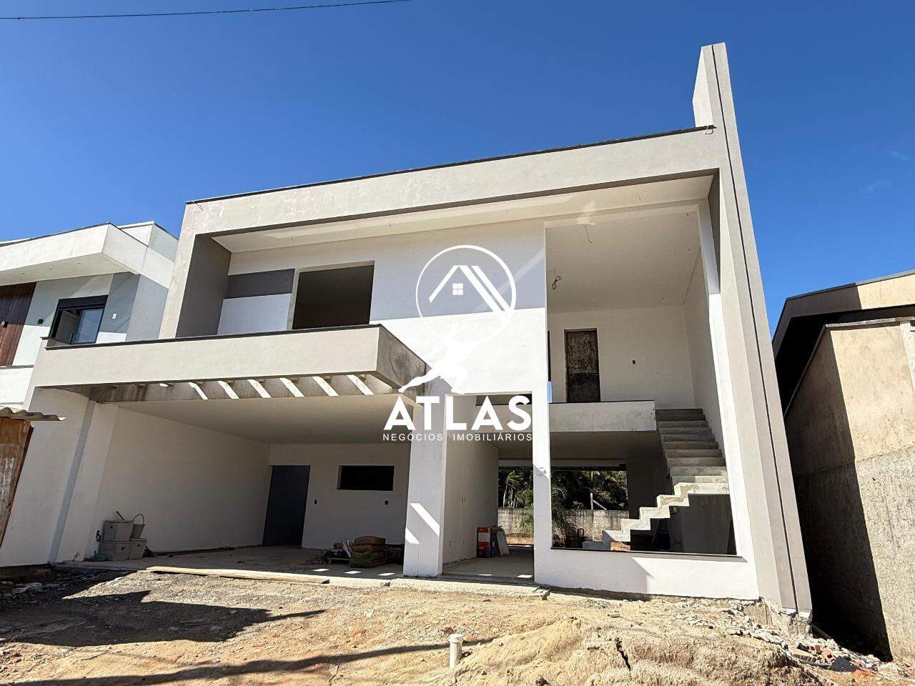 Casa de 4 quartos, 219m² no bairro São Pedro, em Guabiruba | Eu Corretor