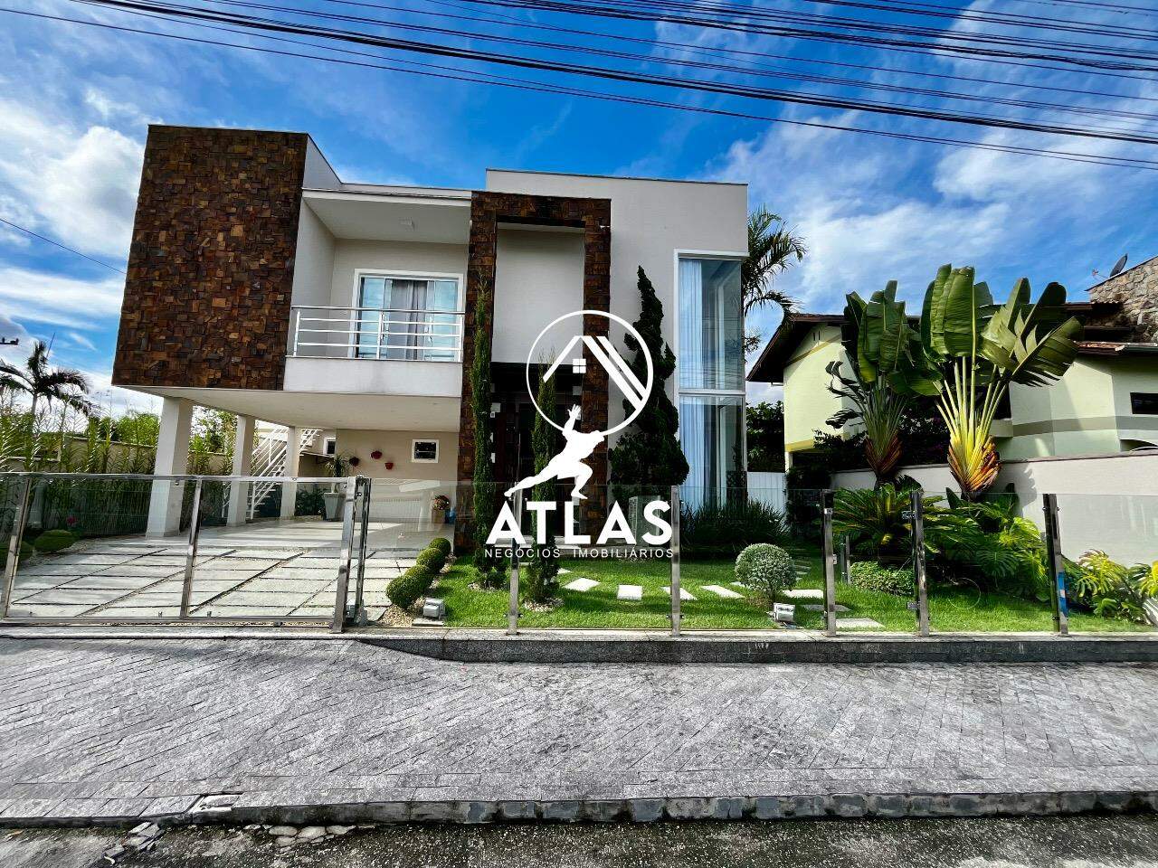 Casa de 5 quartos, 400m² no bairro Souza Cruz, em Brusque | Eu Corretor