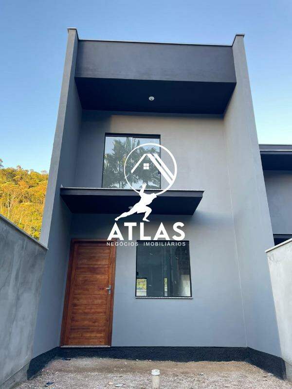 Casa de 2 quartos, 69m² no bairro Primeiro de Maio, em Brusque | Eu Corretor