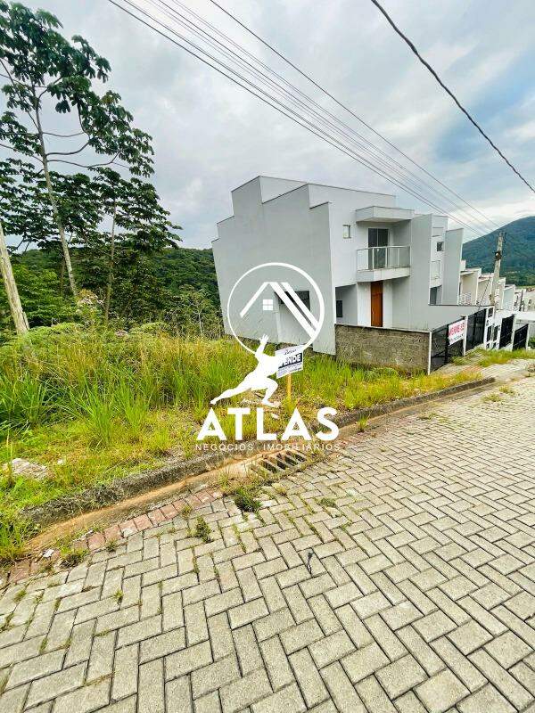 Lote/Terreno de 424m² no bairro Limeira Baixa, em Brusque | Eu Corretor