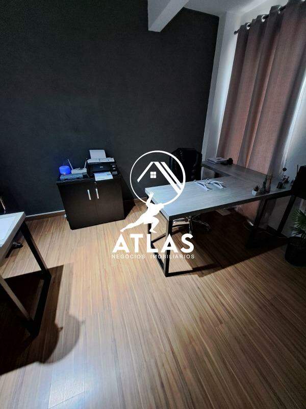 Sala Comercial de 90m² no bairro Centro, em Guabiruba | Eu Corretor