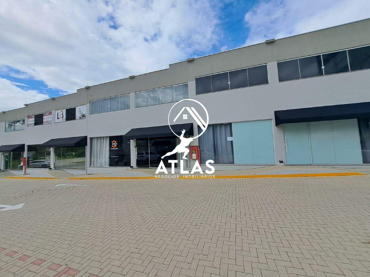 Sala Comercial de 90m² no bairro Centro, em Guabiruba | Eu Corretor