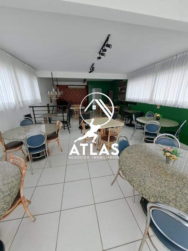 Sala Comercial de 164m² no bairro Centro, em Guabiruba | Eu Corretor