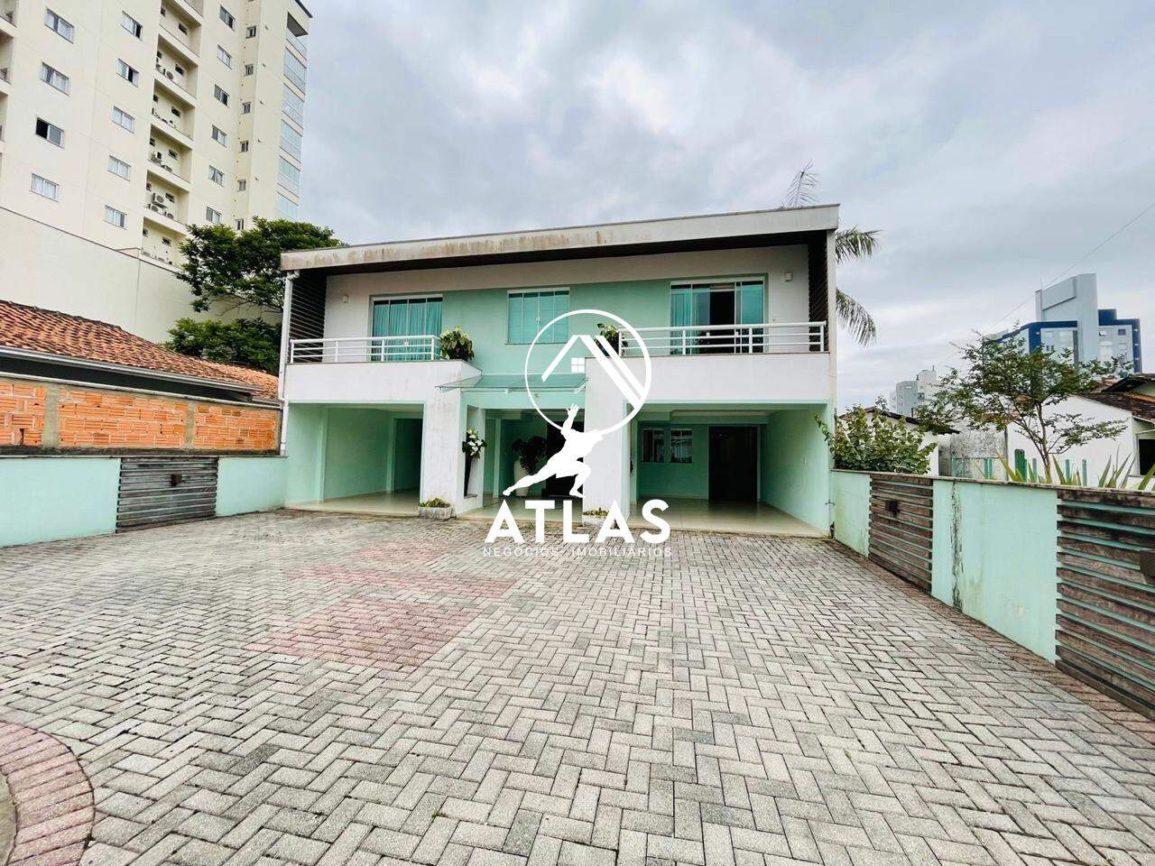 Casa de 4 quartos, 223m² no bairro Santa Rita, em Brusque | Eu Corretor