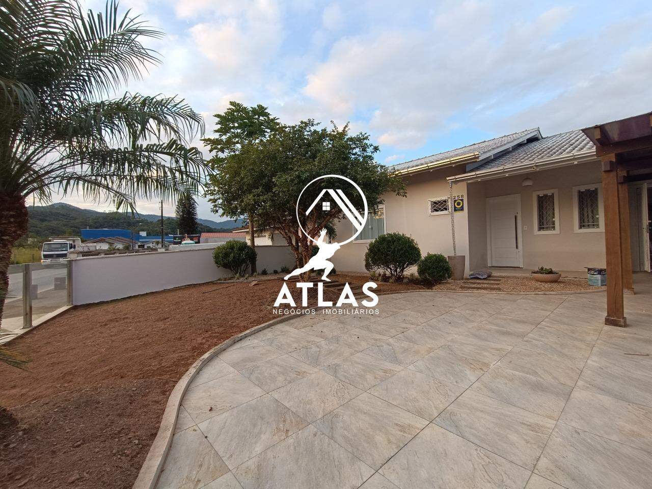 Casa de 3 quartos, 190m² no bairro São Pedro, em Guabiruba | Eu Corretor