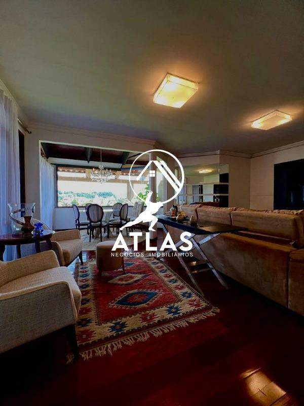 Apartamento de 4 quartos, 420m² no bairro Jardim Maluche, em Brusque | Eu Corretor