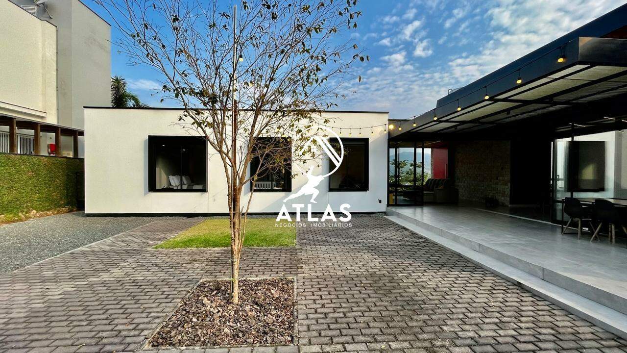 Casa de 3 quartos, 212m² no bairro Imigrantes, em Guabiruba | Eu Corretor