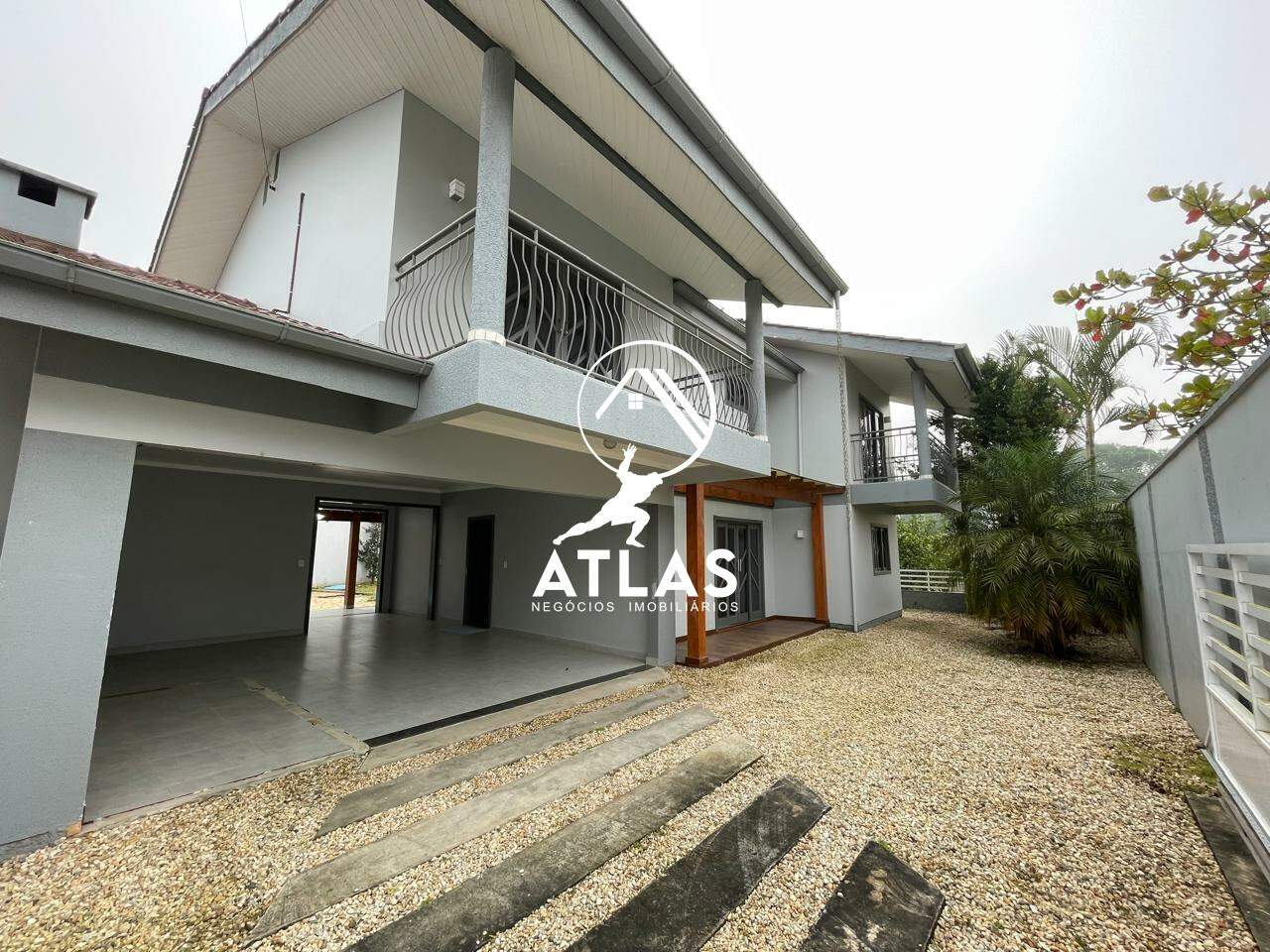 Casa de 5 quartos, 246m² no bairro Dom Joaquim, em Brusque | Eu Corretor