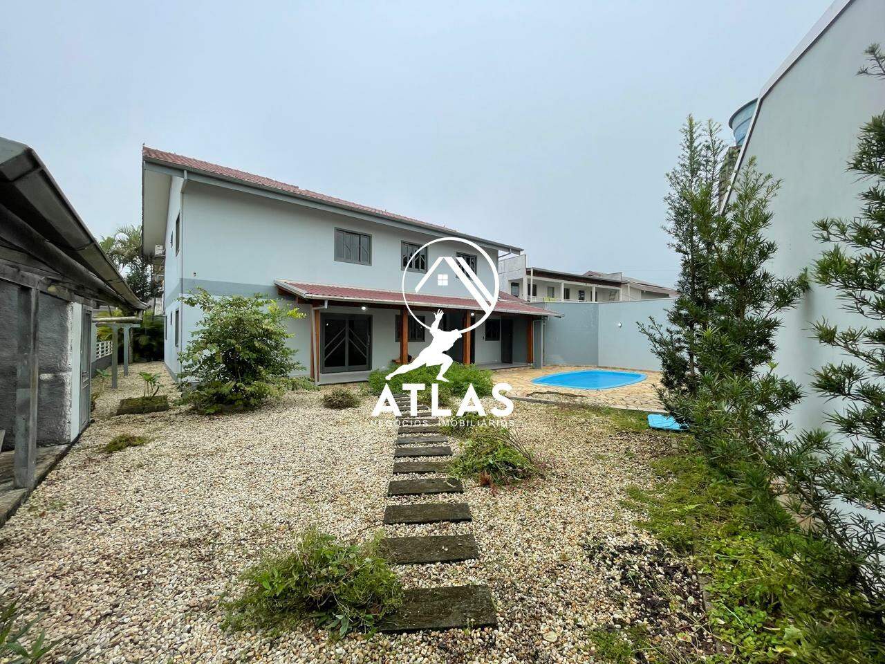 Casa de 5 quartos, 246m² no bairro Dom Joaquim, em Brusque | Eu Corretor