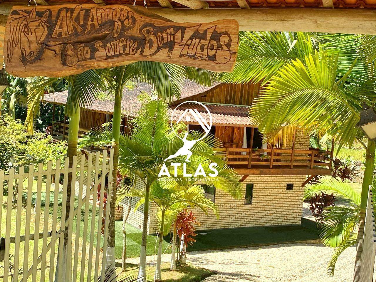 Fazenda/Sítios/Chácaras de 6 quartos, 200m² no bairro Guabiruba Sul, em Guabiruba | Eu Corretor