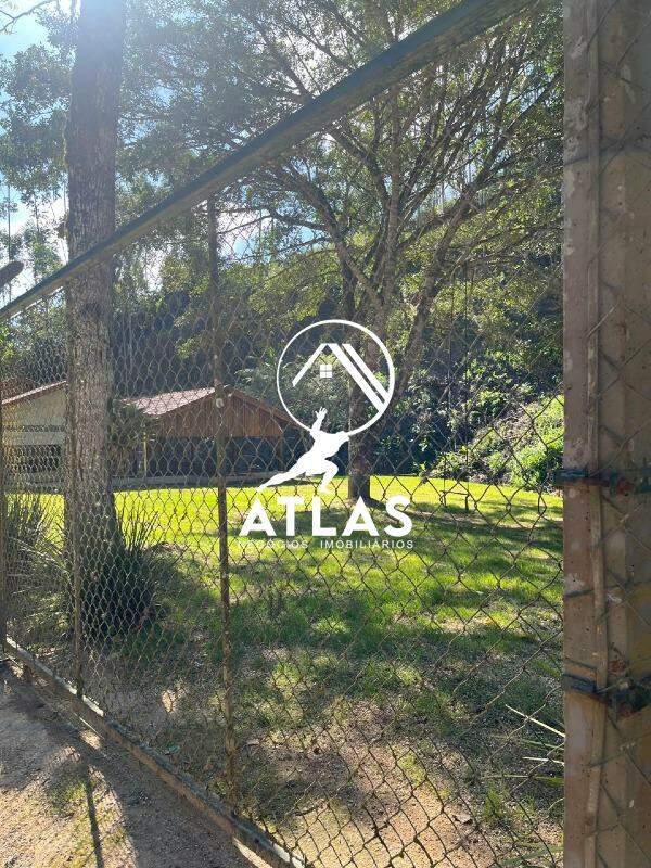 Fazenda/Sítios/Chácaras de 3 quartos, 200m² no bairro São João, em Brusque | Eu Corretor