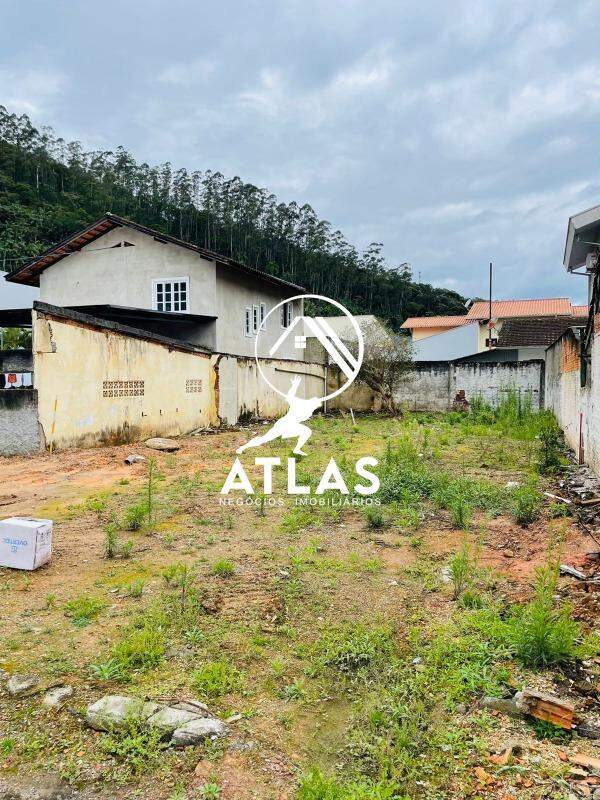 Lote/Terreno de 270m² no bairro São Pedro, em Brusque | Eu Corretor