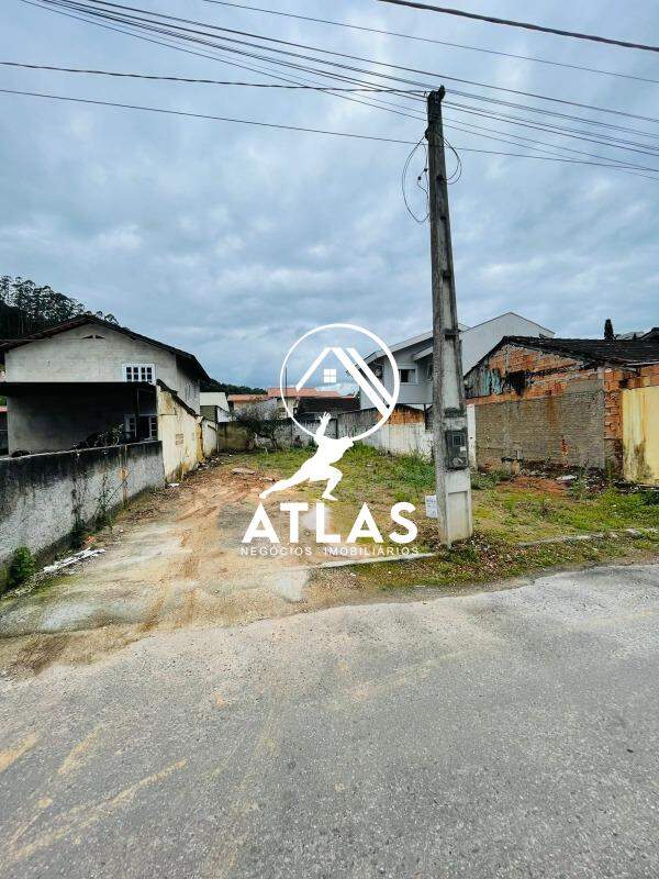 Lote/Terreno de 270m² no bairro São Pedro, em Brusque | Eu Corretor