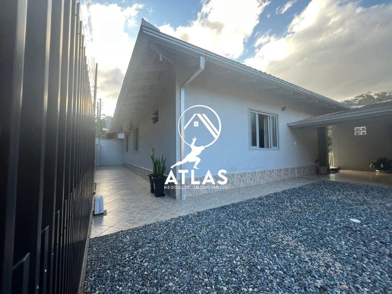 Casa de 3 quartos, 144m² no bairro Azambuja, em Brusque | Eu Corretor