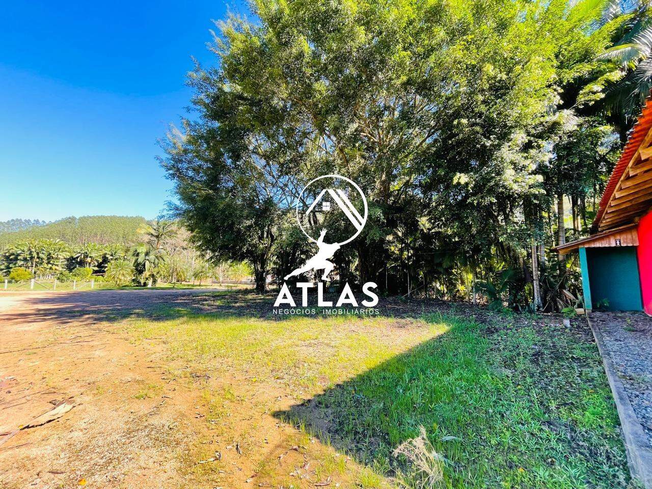 Lote/Terreno de 2000m² no bairro Moura, em Canelinha | Eu Corretor