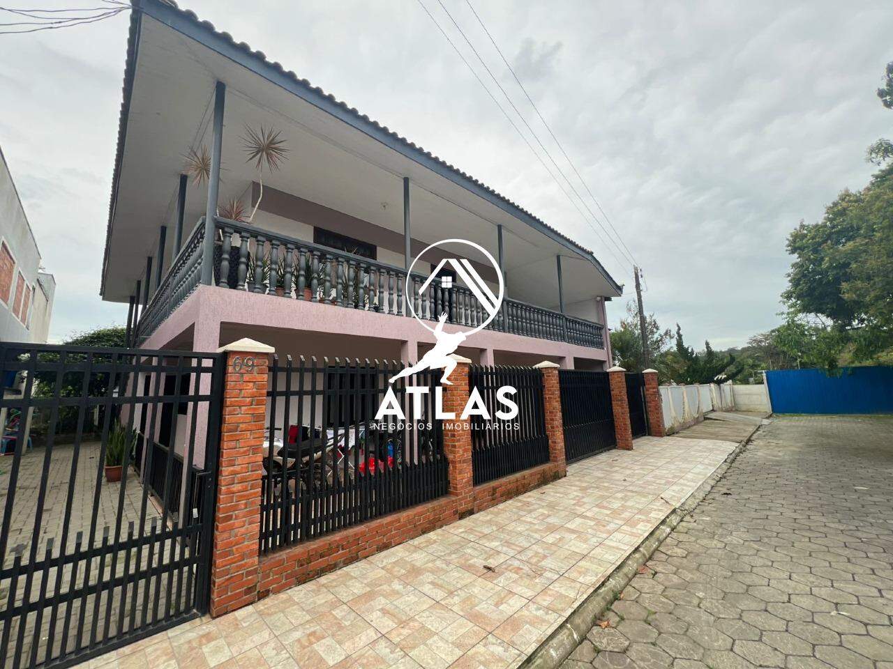 Casa de 3 quartos, 526m² no bairro Limoeiro, em Itajaí | Eu Corretor