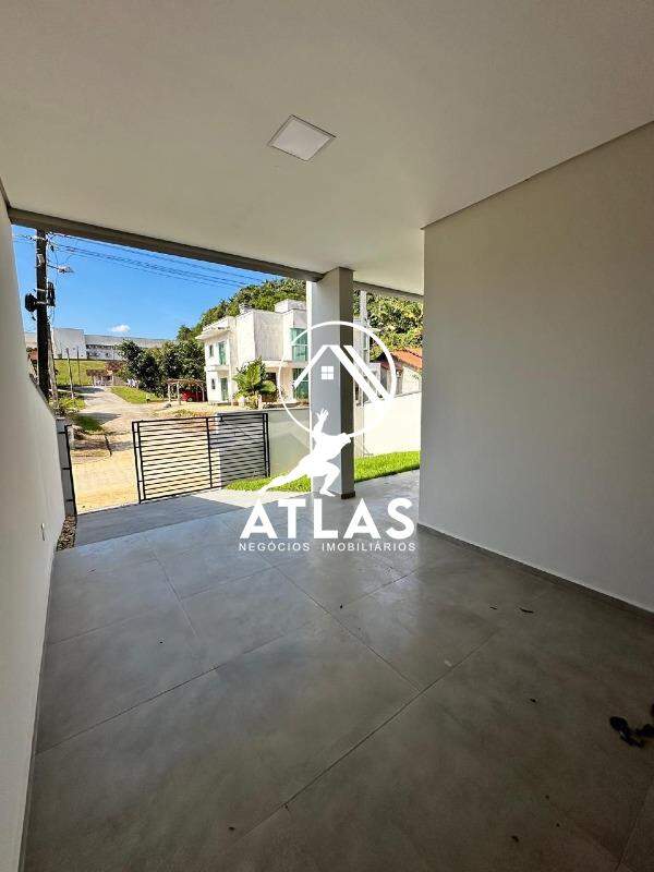 Casa de 106m² no bairro Guabiruba Sul, em Brusque | Eu Corretor