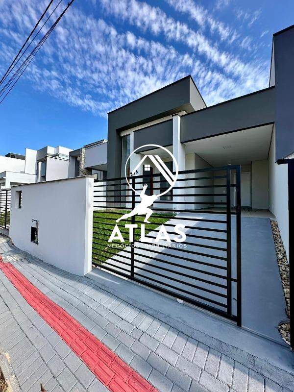 Casa de 106m² no bairro Guabiruba Sul, em Brusque | Eu Corretor
