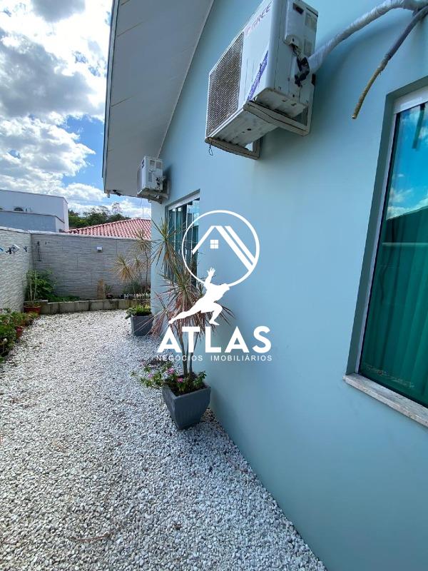 Casa de 216m² no bairro Planalto, em Brusque | Eu Corretor