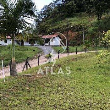 Lote/Terreno no bairro Centro, em Guabiruba | Eu Corretor