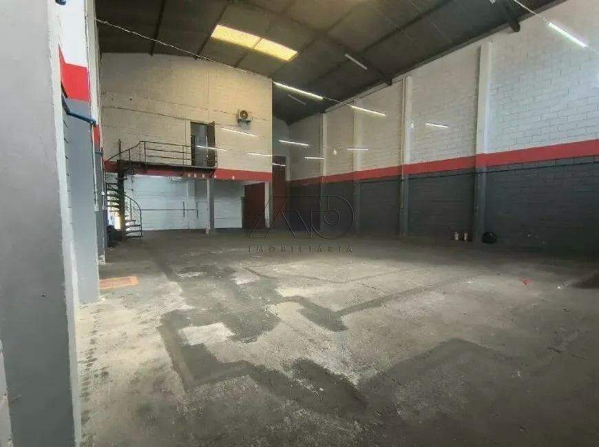 Barracão para aluguel no Jardim Caxambu: 