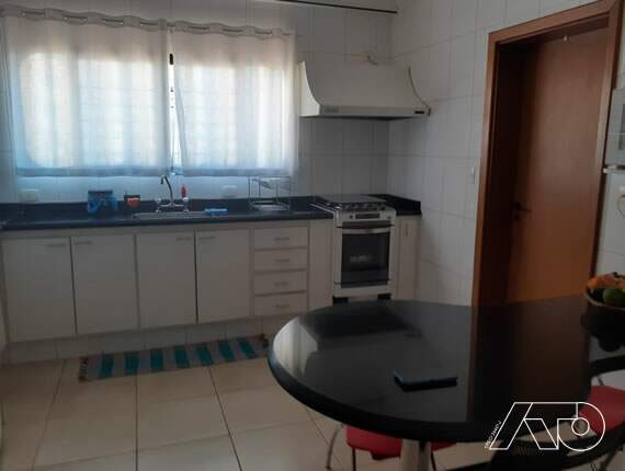 Apartamento à venda no CENTRO: V7767_294749.jpg