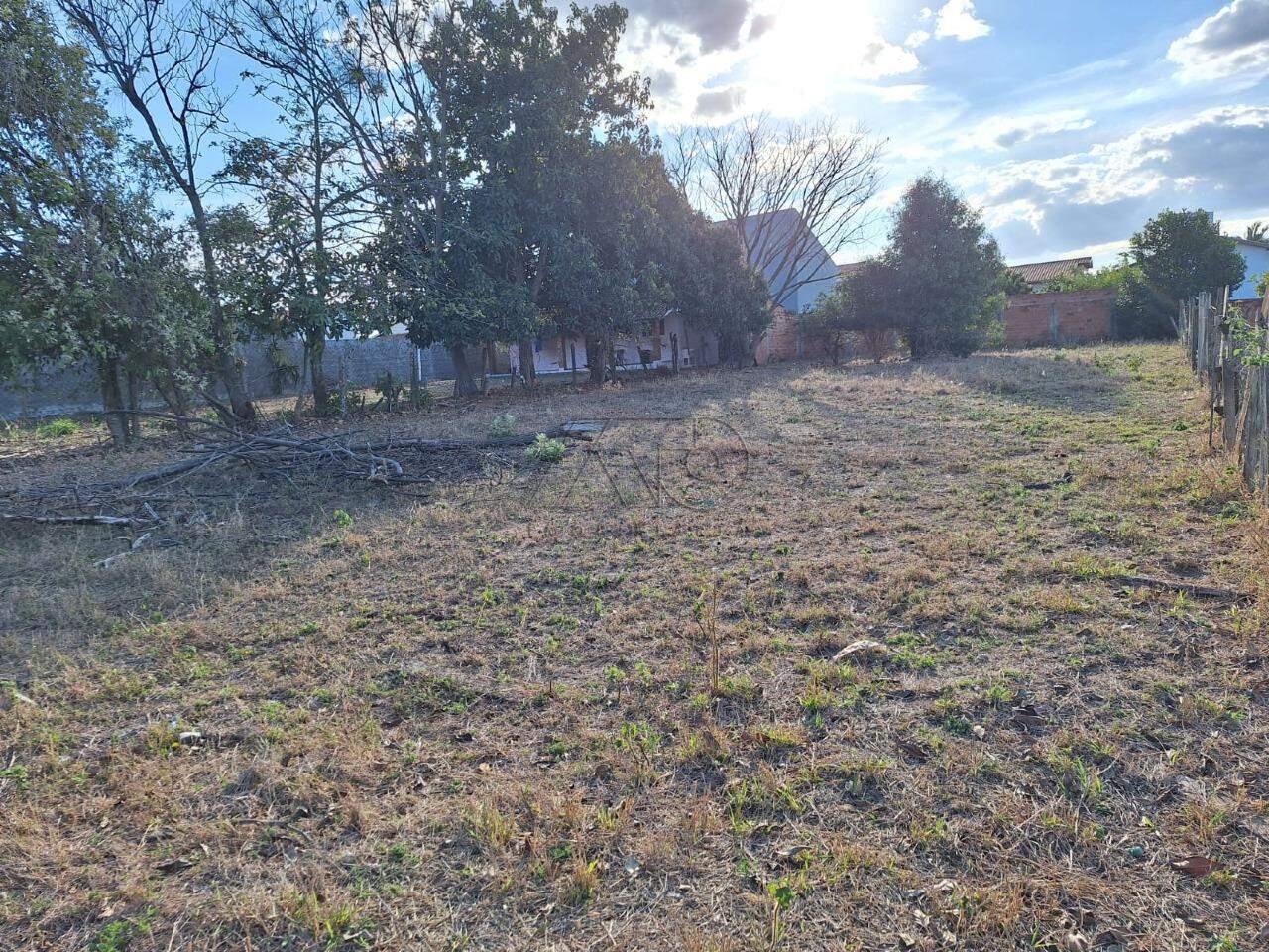 Terreno à venda no COLINA DE SÃO PEDRO: 