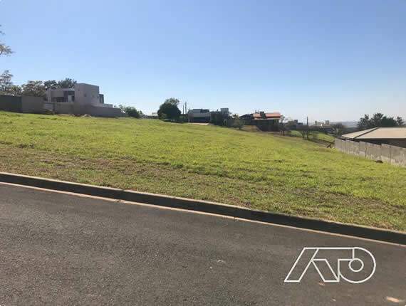 Terreno em Condomínio à venda no MORADA DOS PASSAROS: V2333_295780.jpg